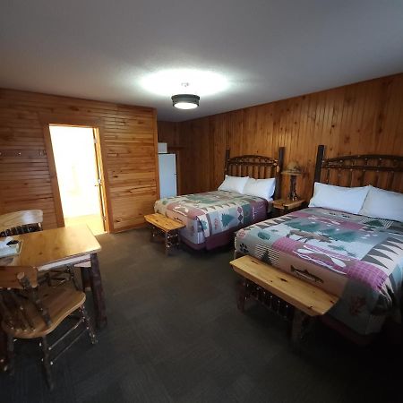 Outdoorsman Motel ワワ エクステリア 写真