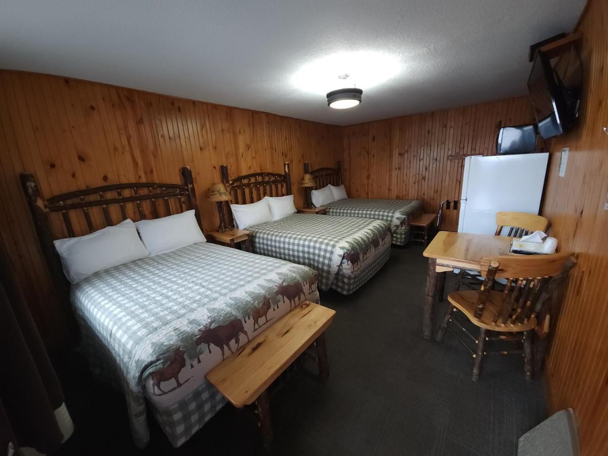 Outdoorsman Motel ワワ エクステリア 写真